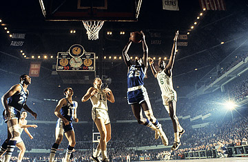April 5 1961 NBA Finals Program Game 2 St. Louis Hawks at Boston Celtics